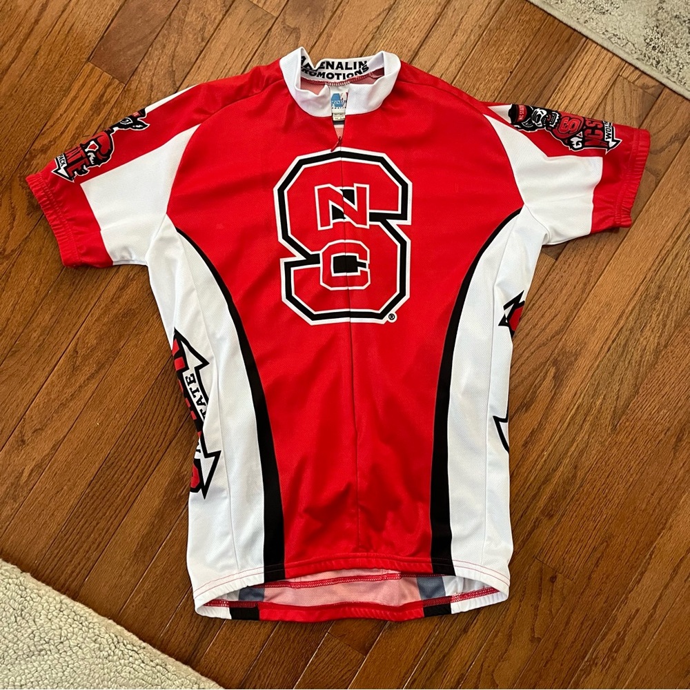 NCSU Wolfpack Women’s Cycling Kit Jersey • Size small